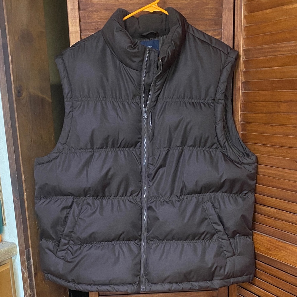 Faded Glory Men's Dark Brown Puffer Vest, size XL(46-48)